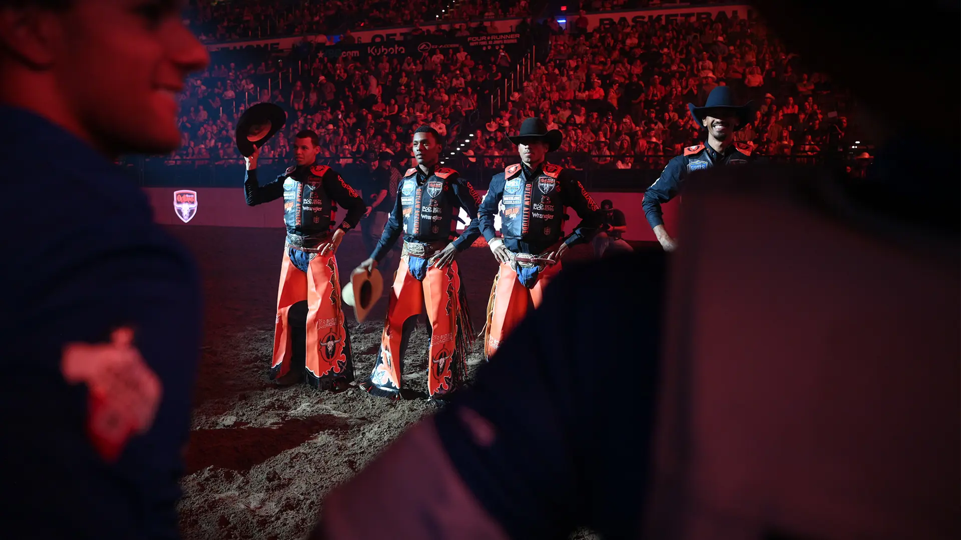 Kansas City Outlaws, Florida Freedom, Austin Gamblers, Nashville Stampede and Arizona Ridge Riders ride to victory on second night of PBR Teams action in Oklahoma City
