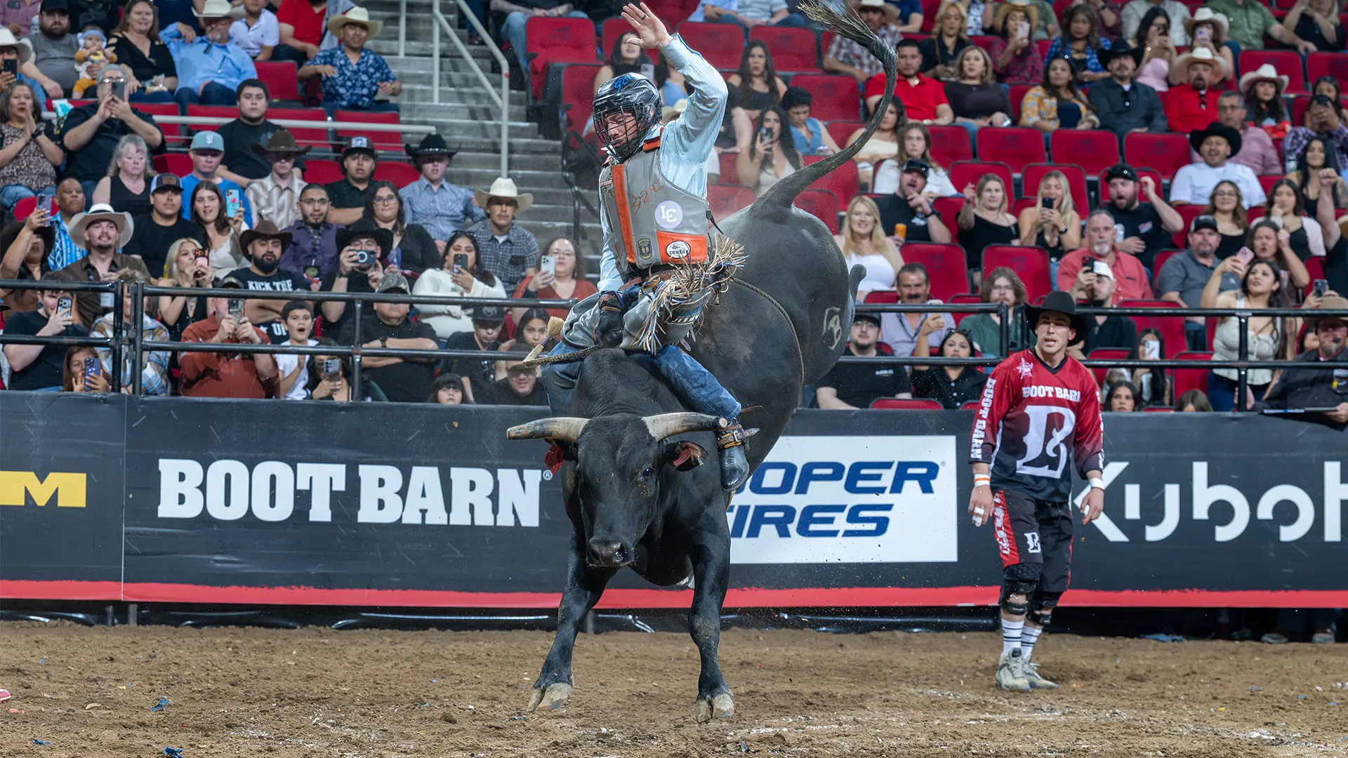 Zane Cook wins Pendleton Whisky Velocity Tour’s PBR Fresno