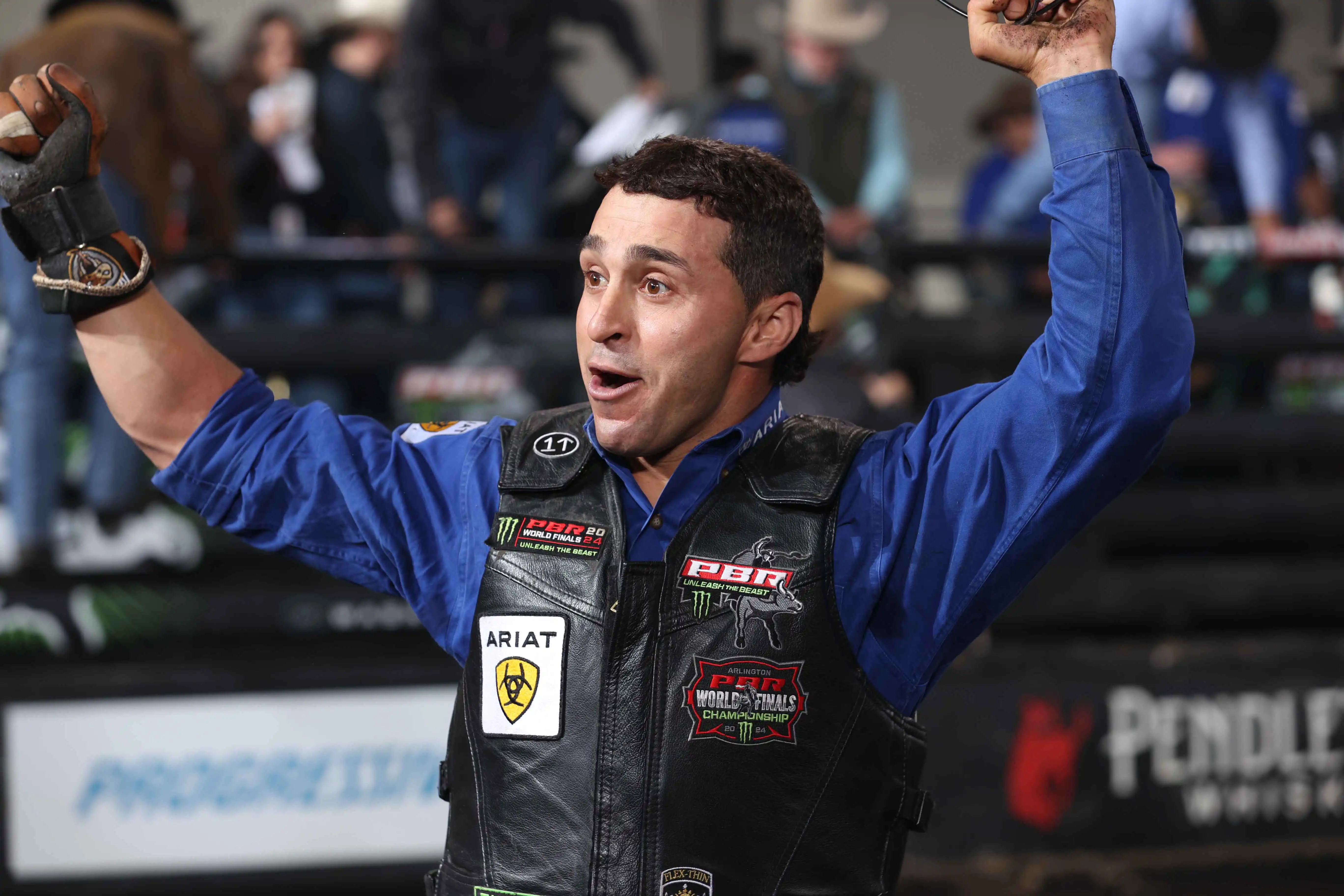 25 LIVE Tacoma 01 064