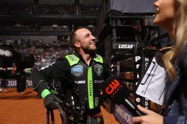 25 755 0266 1 Medium