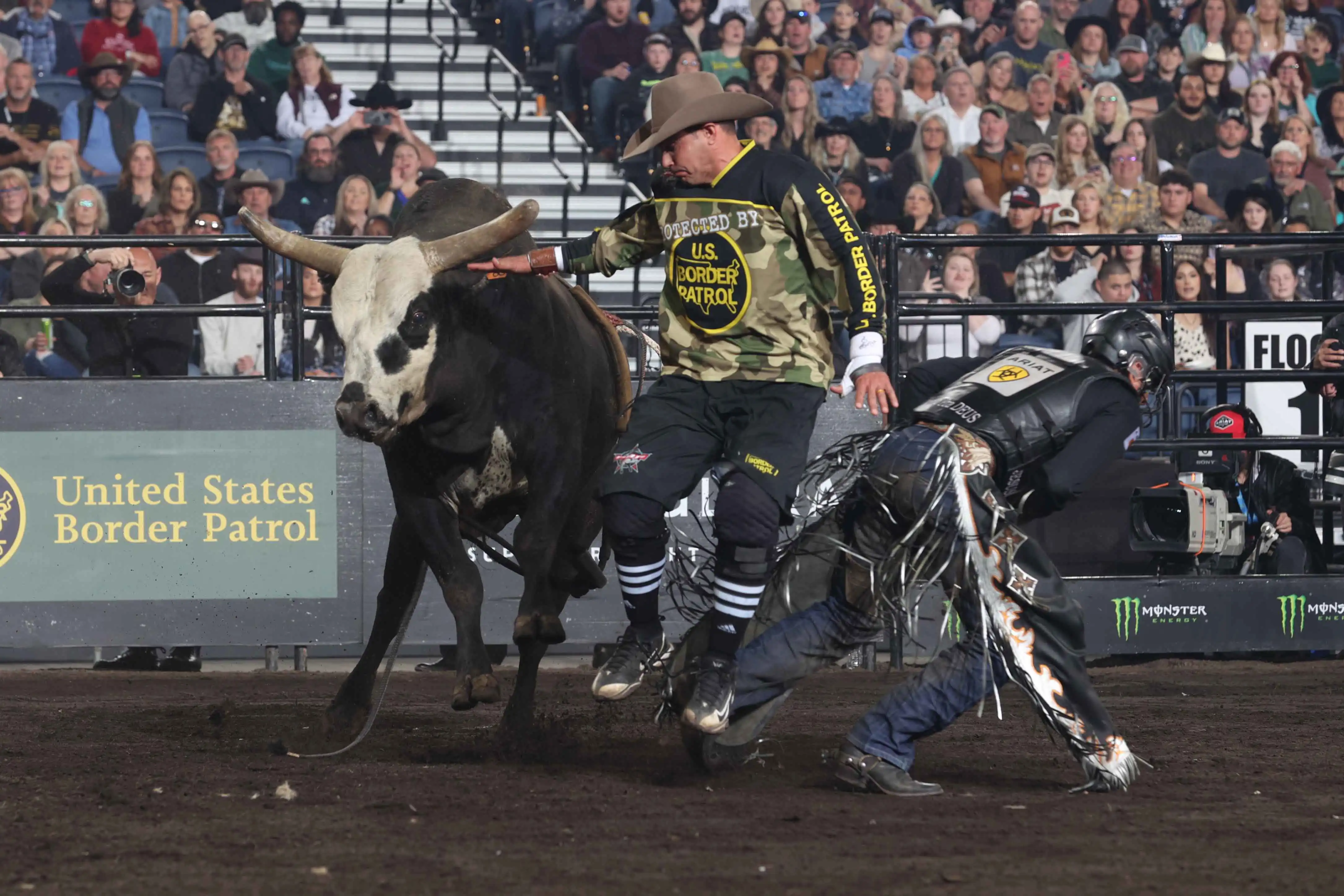 25 LIVE Tacoma 02 098