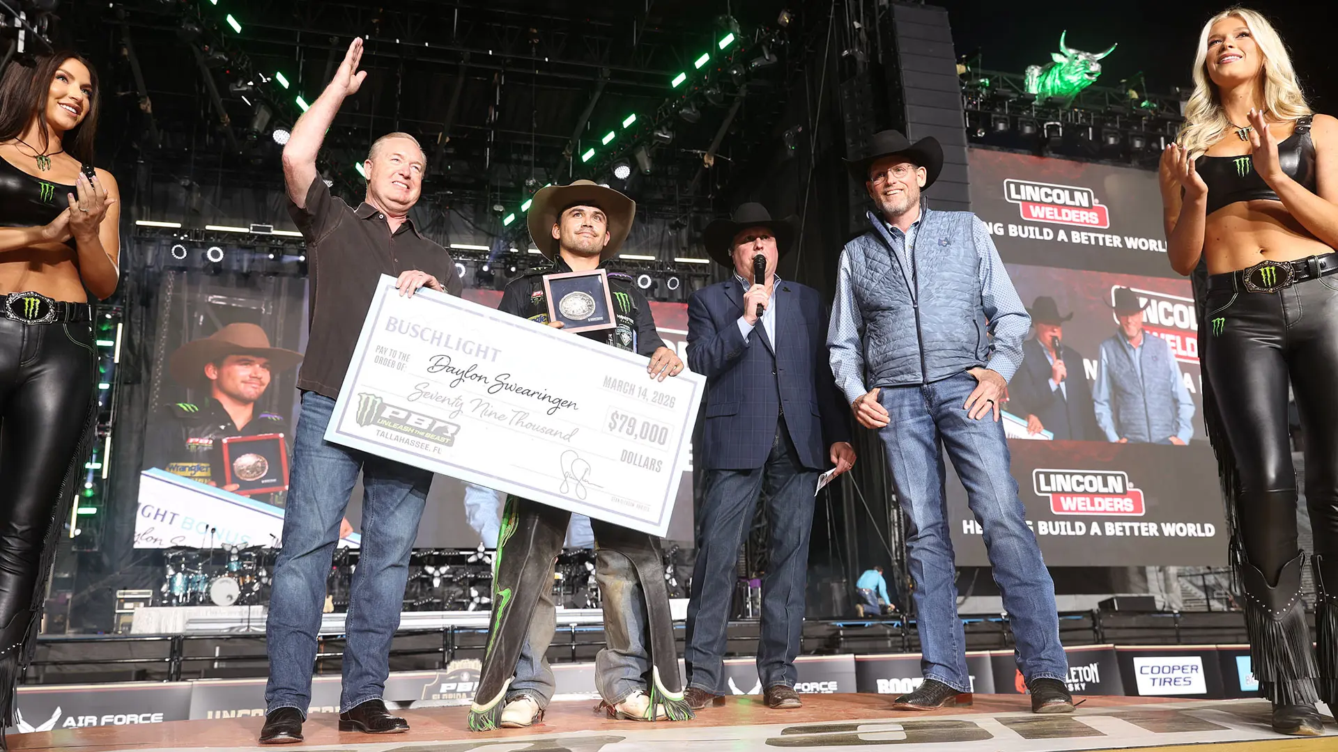 Back to the roots: Tallahassee Major shakes up PBR title race as Crimber takes world No. 1