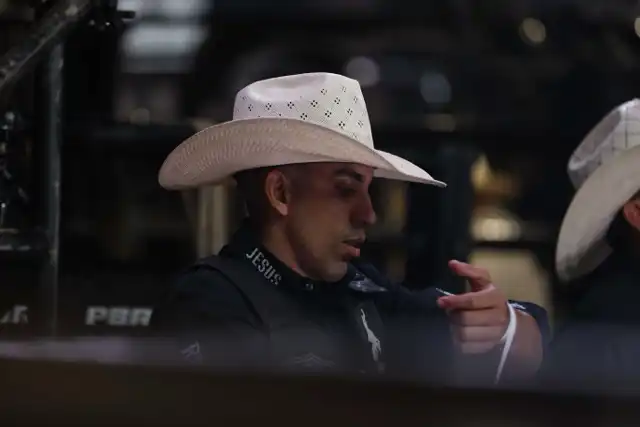 25 755 0145 1 Medium